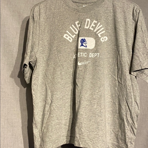 Nike Gray Athletic T-Shirt with Blue Devils Graphic - Picture 1 of 2